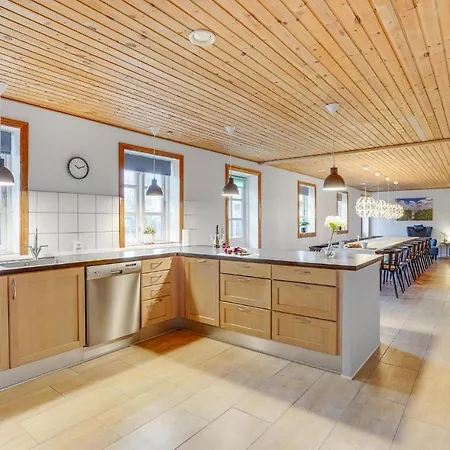 Cozy In Romo With Kitchen *