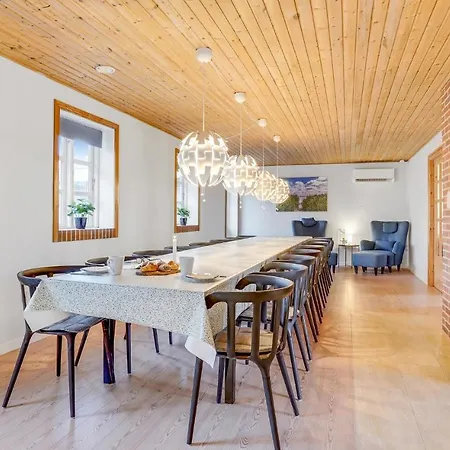 Cozy In Romo With Kitchen Hébergement de vacances
