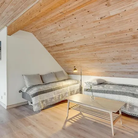 Cozy In Romo With Kitchen